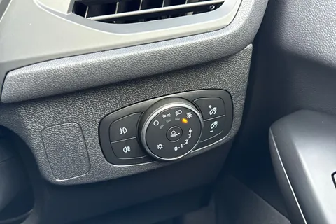 EJ70PVF Ford Focus 1.0T EcoBoost ST-Line Auto Euro 6 (s/s) 5dr Thumbnail #40