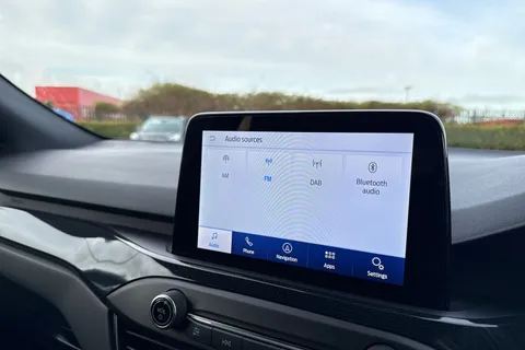 EJ70PVF Ford Focus 1.0T EcoBoost ST-Line Auto Euro 6 (s/s) 5dr Thumbnail #42