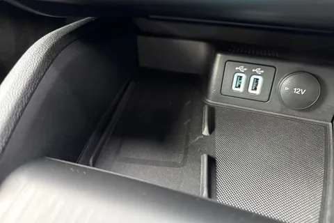 EJ70PVF Ford Focus 1.0T EcoBoost ST-Line Auto Euro 6 (s/s) 5dr Thumbnail #50