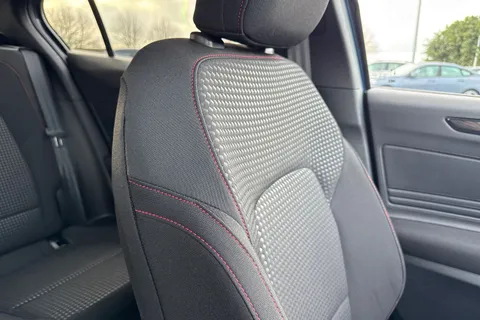 EJ70PVF Ford Focus 1.0T EcoBoost ST-Line Auto Euro 6 (s/s) 5dr Thumbnail #56