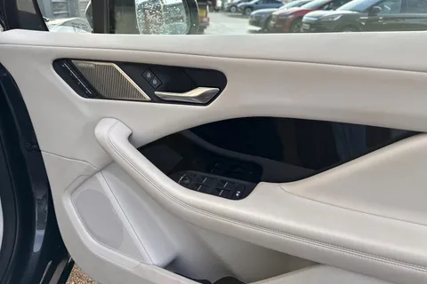 DK73XDS Jaguar I-Pace 400 90kWh Sport Auto 4WD 5dr Thumbnail #22
