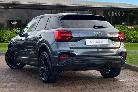 BG22UJX Audi Q2 Black Edition 35 TFSI 150 PS S tronic Thumbnail #3