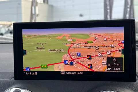 BG22UJX Audi Q2 Black Edition 35 TFSI 150 PS S tronic Thumbnail #17