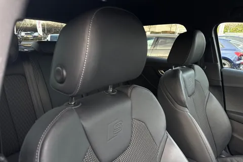 BG22UJX Audi Q2 Black Edition 35 TFSI 150 PS S tronic Thumbnail #24