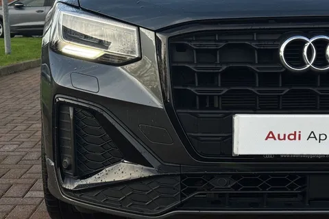 BG22UJX Audi Q2 Black Edition 35 TFSI 150 PS S tronic Thumbnail #28