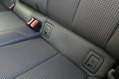 BG22UJX Audi Q2 Black Edition 35 TFSI 150 PS S tronic Thumbnail #35