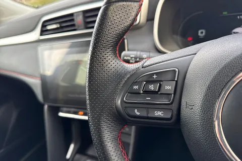 DF72RSY MG Motor Uk Zs 1.5 VTi-TECH Exclusive 5dr Thumbnail #37