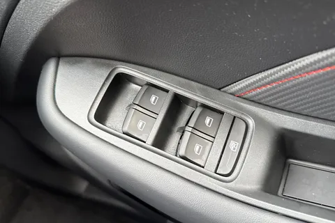 DF72RSY MG Motor Uk Zs 1.5 VTi-TECH Exclusive 5dr Thumbnail #39