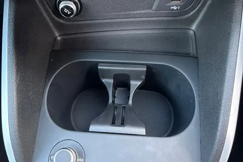 BG22UJX Audi Q2 Black Edition 35 TFSI 150 PS S tronic Thumbnail #58