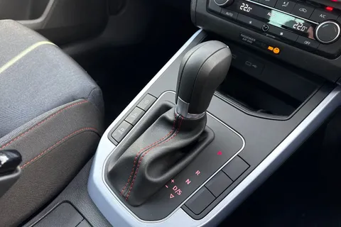 EK74NWY SEAT Arona 1.0 TSI FR DSG Euro 6 (s/s) 5dr Thumbnail #22