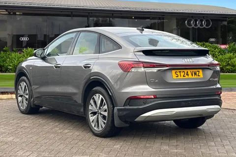 ST24VMZ Audi Q4 e-tron Q4 Sportback Sport 45 e-tron quattro 210,00 kW Thumbnail #3