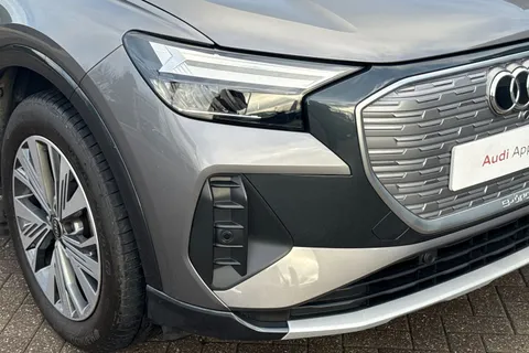 ST24VMZ Audi Q4 e-tron Q4 Sportback Sport 45 e-tron quattro 210,00 kW Thumbnail #9