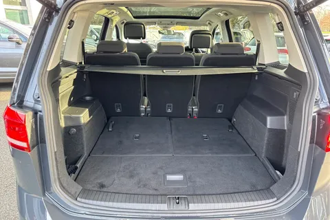 GM24BVR Volkswagen Touran 1.5 TSI EVO Match 5dr DSG | Heated Seats | Pan Roof Thumbnail #6
