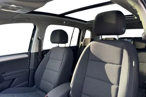 GM24BVR Volkswagen Touran 1.5 TSI EVO Match 5dr DSG | Heated Seats | Pan Roof Thumbnail #15