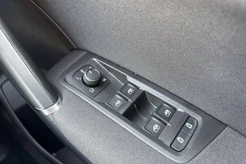 GM24BVR Volkswagen Touran 1.5 TSI EVO Match 5dr DSG | Heated Seats | Pan Roof Thumbnail #24
