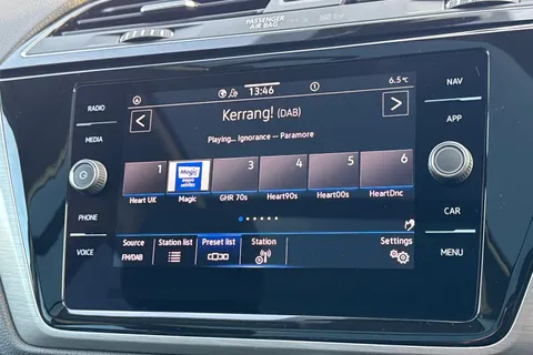 GM24BVR Volkswagen Touran 1.5 TSI EVO Match 5dr DSG | Heated Seats | Pan Roof Thumbnail #27