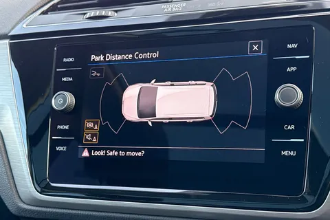 GM24BVR Volkswagen Touran 1.5 TSI EVO Match 5dr DSG | Heated Seats | Pan Roof Thumbnail #30