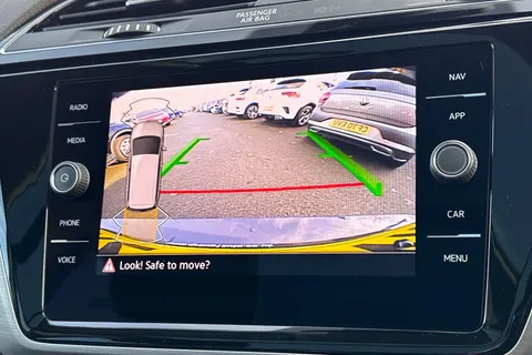 GM24BVR Volkswagen Touran 1.5 TSI EVO Match 5dr DSG | Heated Seats | Pan Roof Thumbnail #31