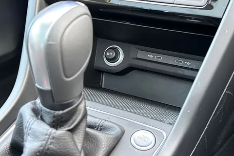 GM24BVR Volkswagen Touran 1.5 TSI EVO Match 5dr DSG | Heated Seats | Pan Roof Thumbnail #33