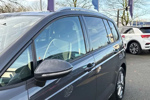 GM24BVR Volkswagen Touran 1.5 TSI EVO Match 5dr DSG | Heated Seats | Pan Roof Thumbnail #39