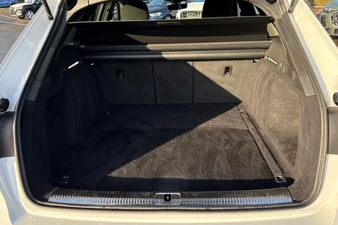 HF71VMD Audi A4 35 TFSI Black Edition 5dr S Tronic Thumbnail #6