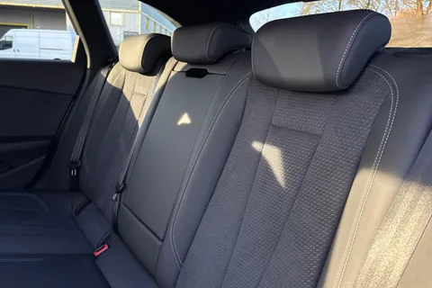 HF71VMD Audi A4 35 TFSI Black Edition 5dr S Tronic Thumbnail #18