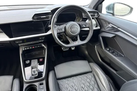 KP73VLA Audi S3 TFSI 310 PS S tronic Thumbnail #17