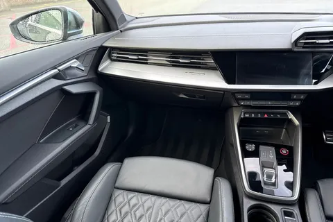 KP73VLA Audi S3 TFSI 310 PS S tronic Thumbnail #19