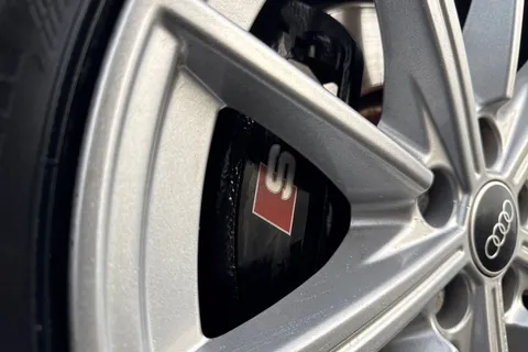 KP73VLA Audi S3 TFSI 310 PS S tronic Thumbnail #24