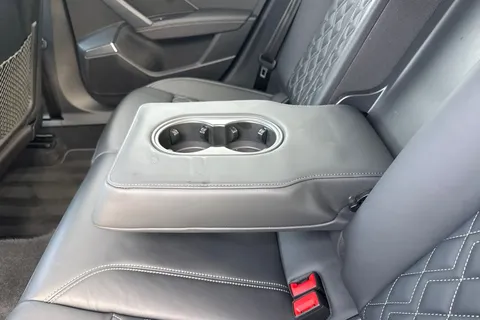 KP73VLA Audi S3 TFSI 310 PS S tronic Thumbnail #37