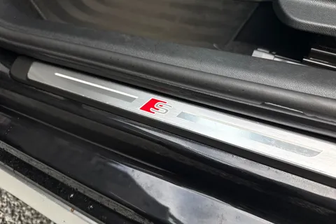 KP73VLA Audi S3 TFSI 310 PS S tronic Thumbnail #40