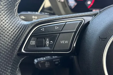 KP73VLA Audi S3 TFSI 310 PS S tronic Thumbnail #50