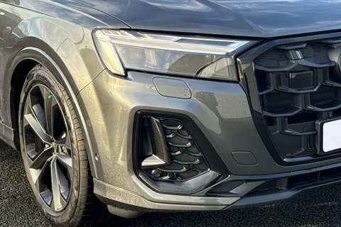  Audi Q7 3.0 TDI V6 Black Edition Tiptronic quattro Euro 6 (s/s) 5dr Thumbnail #9