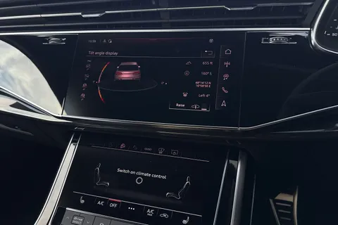  Audi Q7 3.0 TDI V6 Black Edition Tiptronic quattro Euro 6 (s/s) 5dr Thumbnail #32