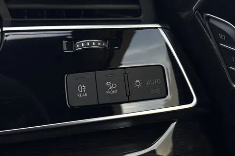  Audi Q7 3.0 TDI V6 Black Edition Tiptronic quattro Euro 6 (s/s) 5dr Thumbnail #47