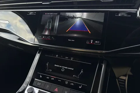  Audi Q7 3.0 TDI V6 Black Edition Tiptronic quattro Euro 6 (s/s) 5dr Thumbnail #57