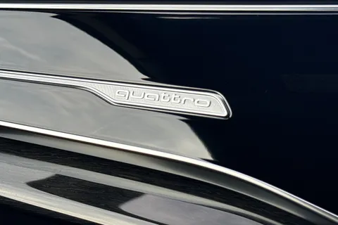  Audi Q7 3.0 TDI V6 Black Edition Tiptronic quattro Euro 6 (s/s) 5dr Thumbnail #61