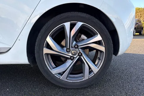 LD21BXP Renault Clio 1.6 E-TECH RS Line Auto Euro 6 (s/s) 5dr Thumbnail #12