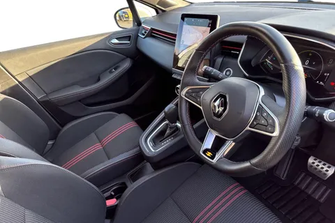 LD21BXP Renault Clio 1.6 E-TECH RS Line Auto Euro 6 (s/s) 5dr Thumbnail #13