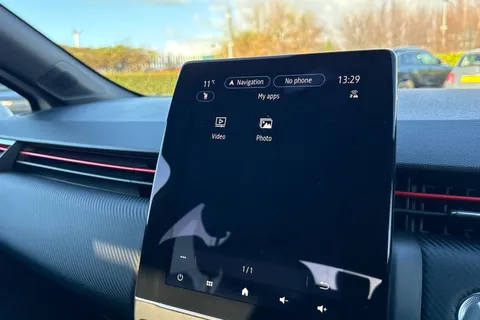 LD21BXP Renault Clio 1.6 E-TECH RS Line Auto Euro 6 (s/s) 5dr Thumbnail #44