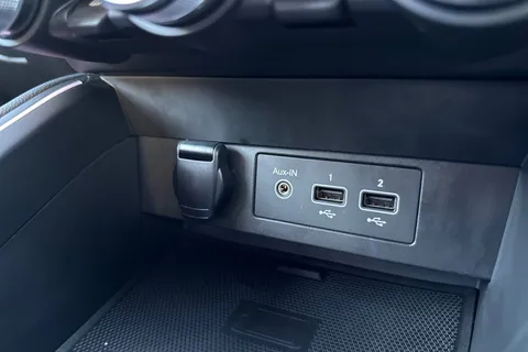 LD21BXP Renault Clio 1.6 E-TECH RS Line Auto Euro 6 (s/s) 5dr Thumbnail #50