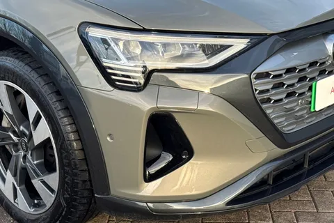 RK73MLV Audi Q8 e-tron Sport 55 e-tron quattro 300,00 kW Thumbnail #9