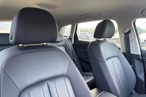 RK73MLV Audi Q8 e-tron Sport 55 e-tron quattro 300,00 kW Thumbnail #24