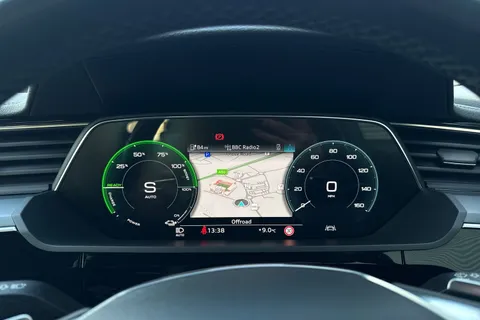 RK73MLV Audi Q8 e-tron Sport 55 e-tron quattro 300,00 kW Thumbnail #27