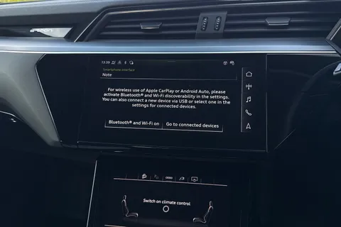 RK73MLV Audi Q8 e-tron Sport 55 e-tron quattro 300,00 kW Thumbnail #30