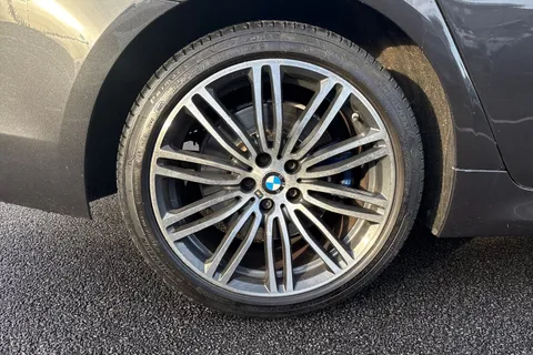 PF67PBO BMW 5 Series 3.0 530d M Sport Auto xDrive Euro 6 (s/s) 4dr Thumbnail #7