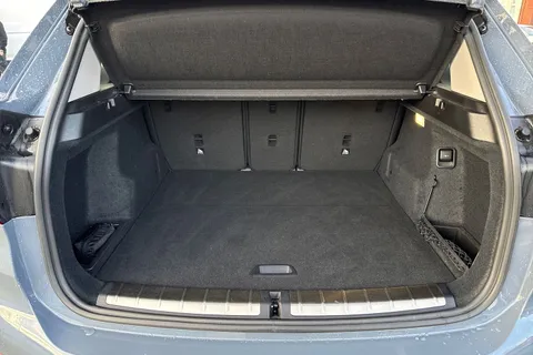 LB21FLH BMW X1 1.5 18i xLine sDrive Euro 6 (s/s) 5dr Thumbnail #6