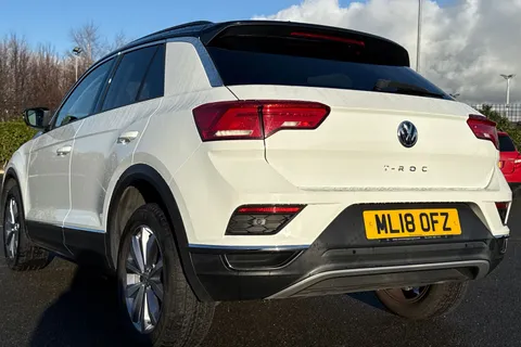 ML18OFZ Volkswagen T-Roc 1.5 TSI EVO Design Euro 6 (s/s) 5dr Thumbnail #16