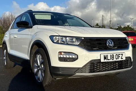 ML18OFZ Volkswagen T-Roc 1.5 TSI EVO Design Euro 6 (s/s) 5dr Thumbnail #17