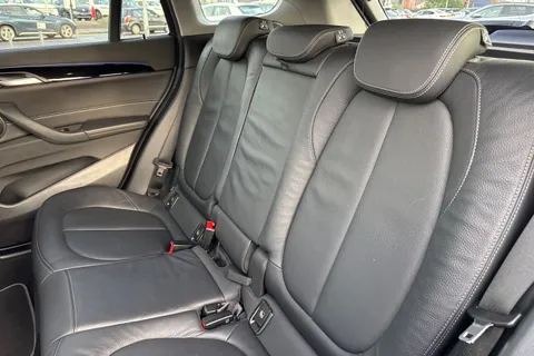 LB21FLH BMW X1 1.5 18i xLine sDrive Euro 6 (s/s) 5dr Thumbnail #18